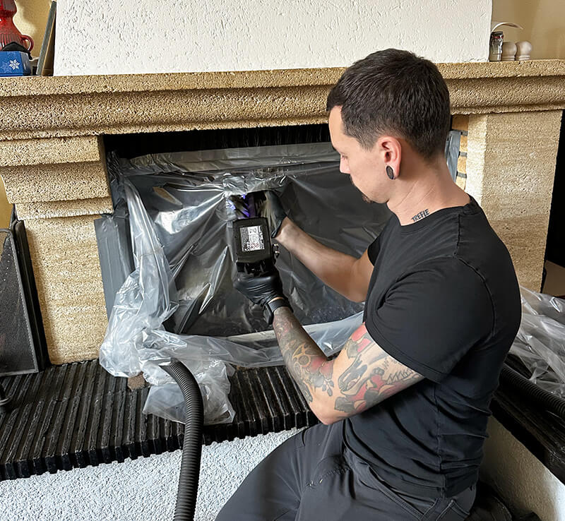 Ouest Ramonage - Debistrage - Ramoneur Loire-Atlantique et Nord Vendée